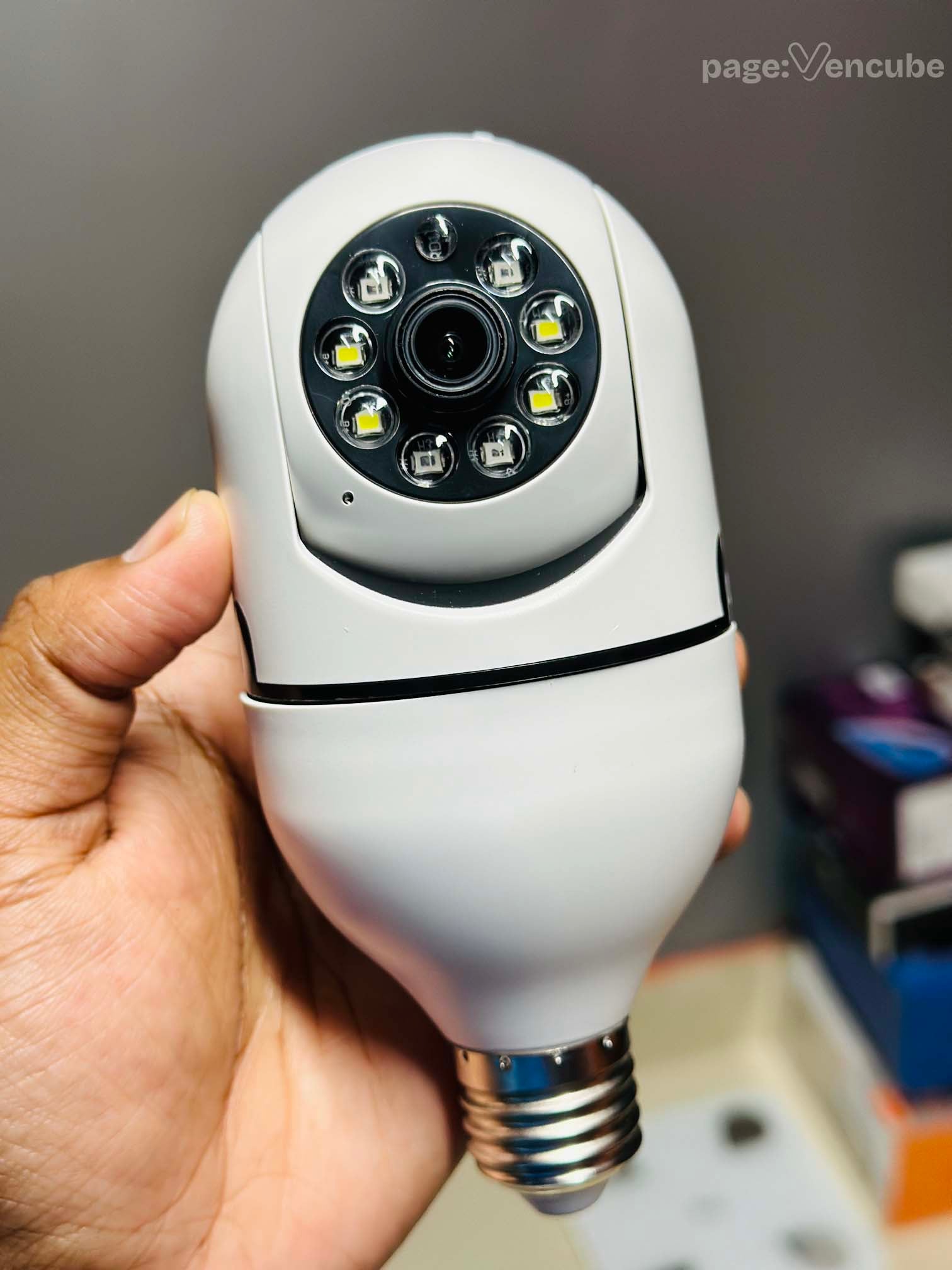 V380 PRO E27 360 Degree 1080P Wireless Home Security IP Camera